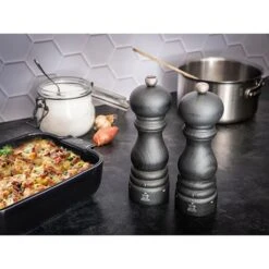 Peugeot Moulin à Sel Manuel En Bois 18 Cm Paris Graphite 11 Peugeot Moulin à Sel Manuel En Bois 18 Cm Paris Graphite -Joseph Joseph || Peugeot Soldes Magasin 201238 4 2 Moulin a sel manuel en bois 18 cm Paris Graphite Peugeot
