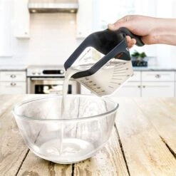 Pot Mesureur 0,5 L -Joseph Joseph || Peugeot Soldes Magasin 560005 1 1 Pot mesureur 0 5 L Lacor