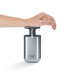 Joseph Joseph Pompe à Savon En Inox Noir 9 Joseph Joseph Pompe à Savon En Inox Noir -Joseph Joseph || Peugeot Soldes Magasin 604154 2 1 Pompe a savon en inox noir Joseph Joseph