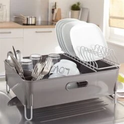 Lot Egouttoir à Vaisselle Avec Bac Et Savon D'acier Anti-odeurs 8 Lot Egouttoir à Vaisselle Avec Bac Et Savon D'acier Anti-odeurs -Joseph Joseph || Peugeot Soldes Magasin 609049 1 2 Lot Egouttoir a vaisselle avec bac et savon d acier anti odeurs Mathon