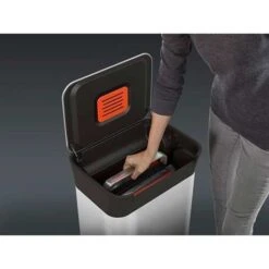 Joseph Joseph Compacteur à Déchets Titan 30 L -Joseph Joseph || Peugeot Soldes Magasin 67828 1 1 Compacteur a dechets Titan 30 L Joseph Joseph