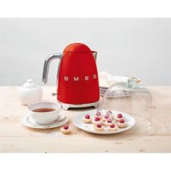 Smeg Bouilloire Rouge 1,7 L 2400 W KLF03RDEU -Joseph Joseph || Peugeot Soldes Magasin 702067 3 1 Bouilloire rouge 1 7 L 2400 W KLF03RDEU Smeg