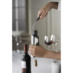 Tire-bouchon à Levier Automatique Elite -Joseph Joseph || Peugeot Soldes Magasin 870023 2 1 Tire bouchon a levier automatique Elite Trudeau